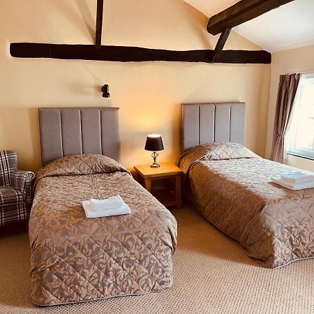Cain Valley Hotel Llanfyllin Экстерьер фото
